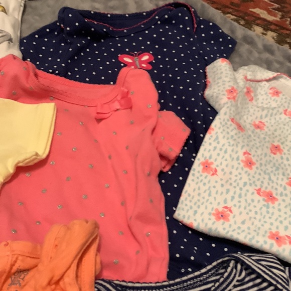 Carters 6M Onesies bundle lot - Picture 10 of 10